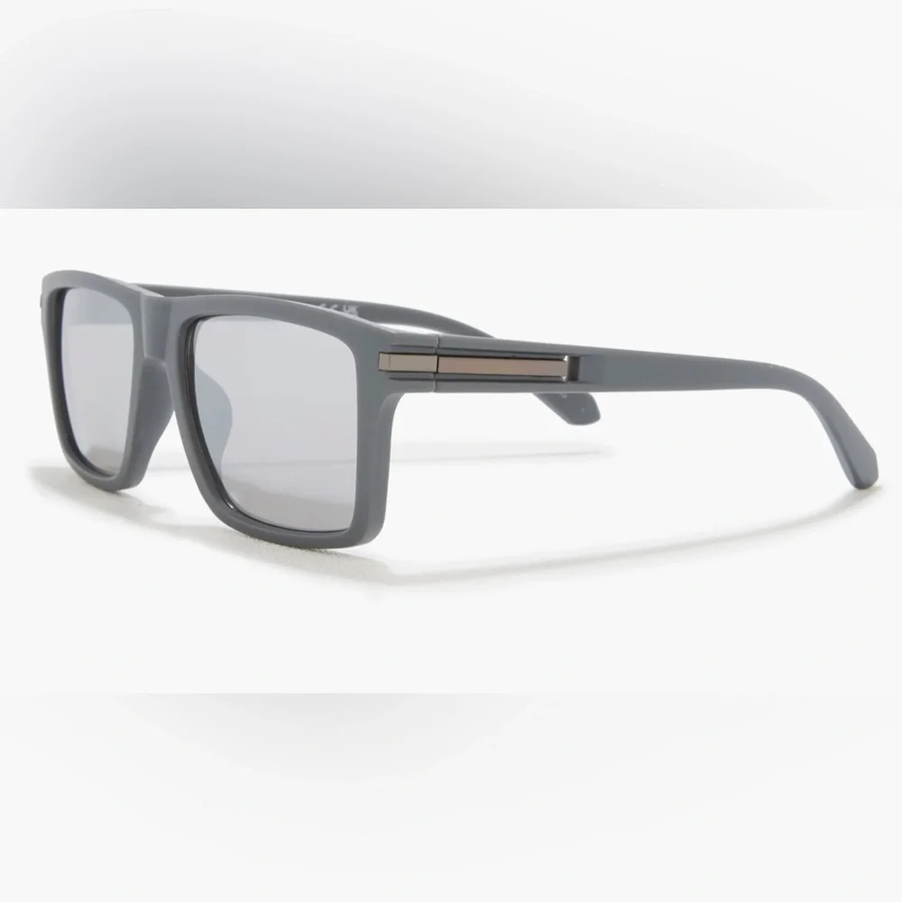 124mm Rectangle Sunglasses Vince Camuto NWT